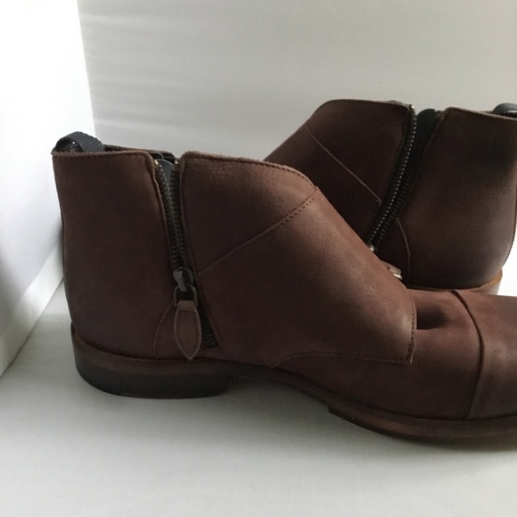 DRESS-UP SHOES FOR MEN. - Picture 3 of 9